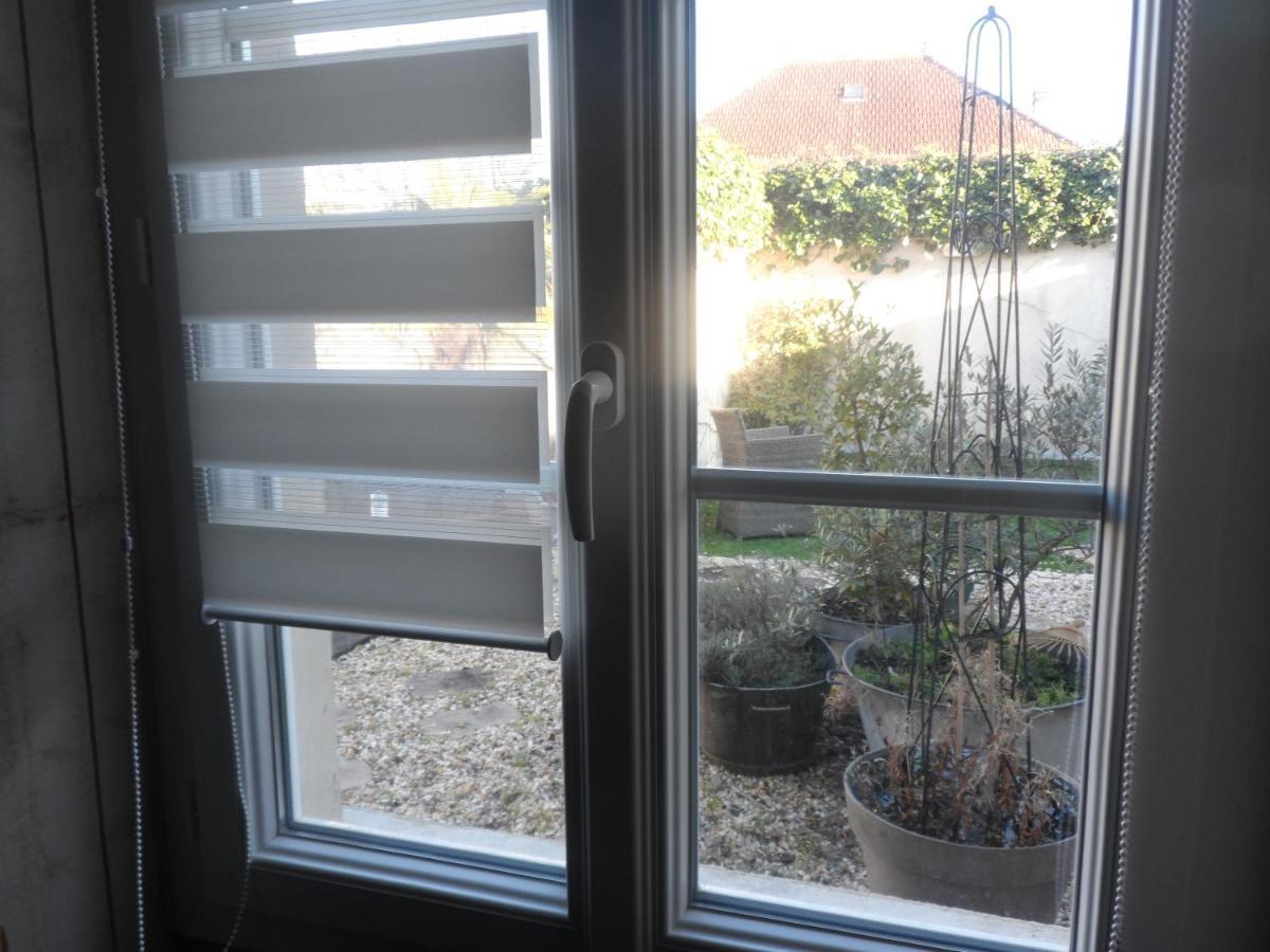 Suite En Terrasse A Cognac Buitenkant foto