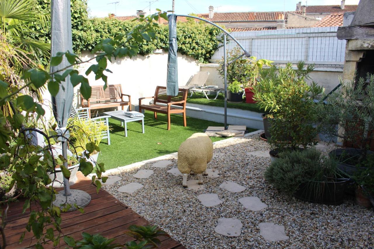Suite En Terrasse A Cognac Buitenkant foto