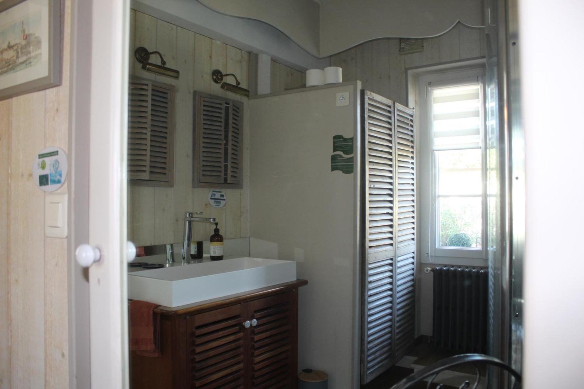 Suite En Terrasse A Cognac Buitenkant foto