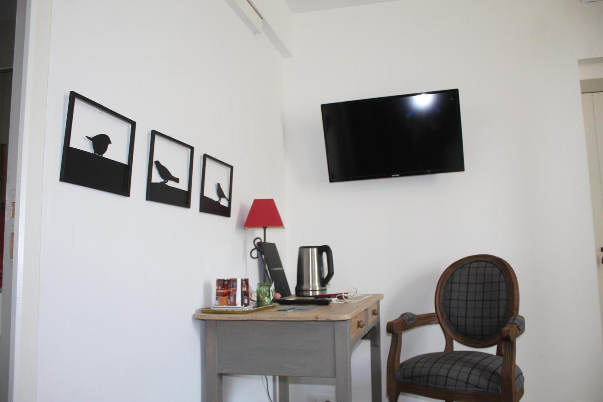 Suite En Terrasse A Cognac Buitenkant foto